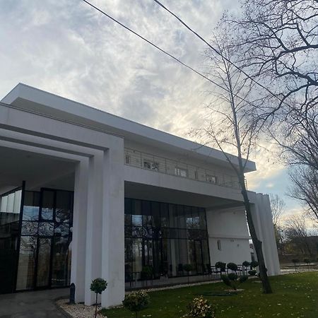 Ocaua Lui Cuza Otel Tecuci Dış mekan fotoğraf