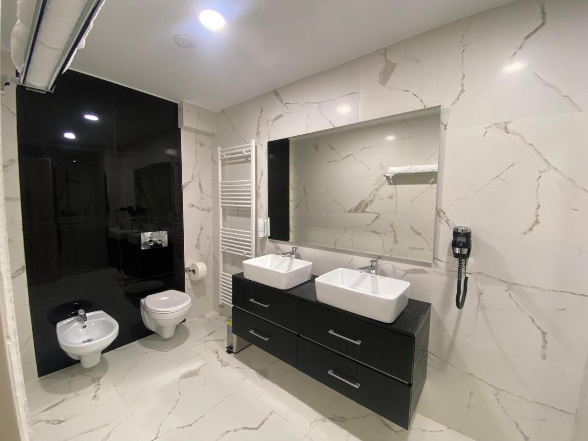 Ocaua Lui Cuza Otel Tecuci Dış mekan fotoğraf